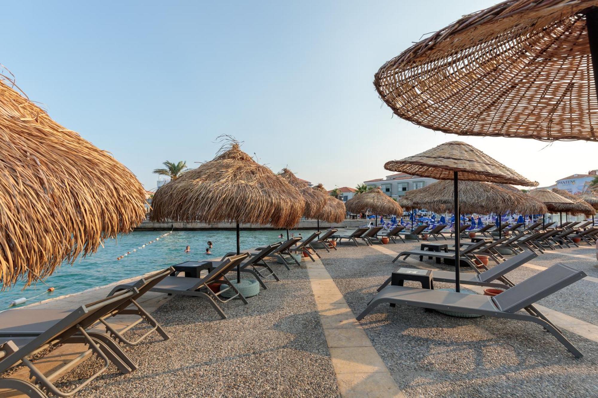 Cumbalica Beach Hotel Çeşme Extérieur photo